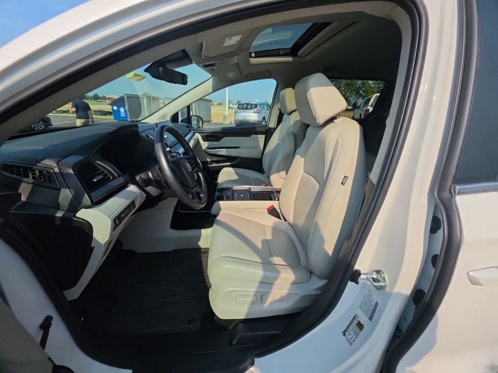 Used 2025 Honda Odyssey EX-L image 12