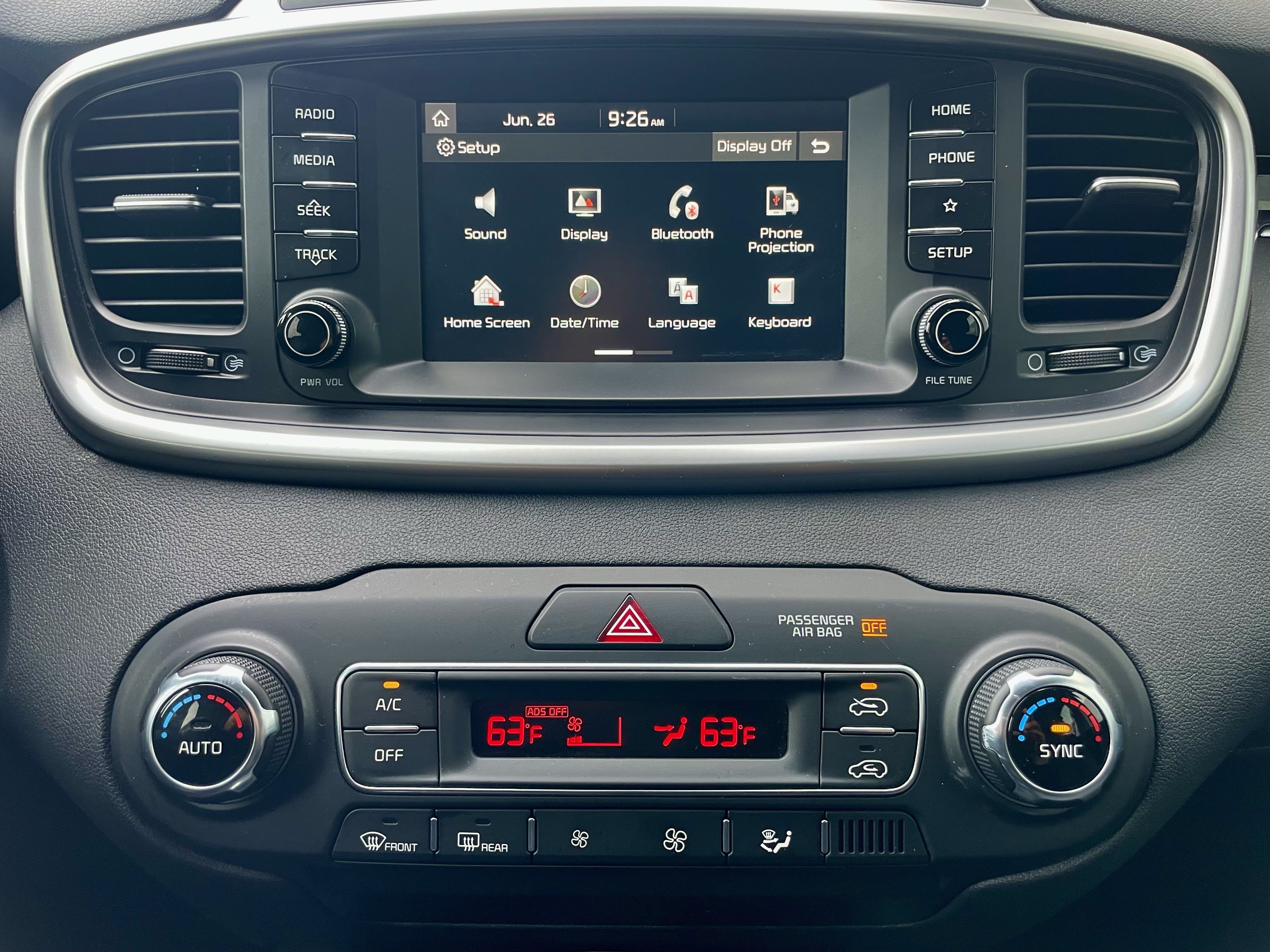 Used 2019 Kia Sorento AWD V6 image 18