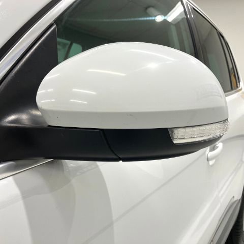 Used 2017 Volkswagen Tiguan Wolfsburg Edition image 14