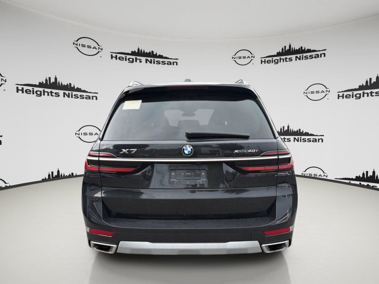 Used 2026 BMW X7 xDrive40i AWD/4WD image 4