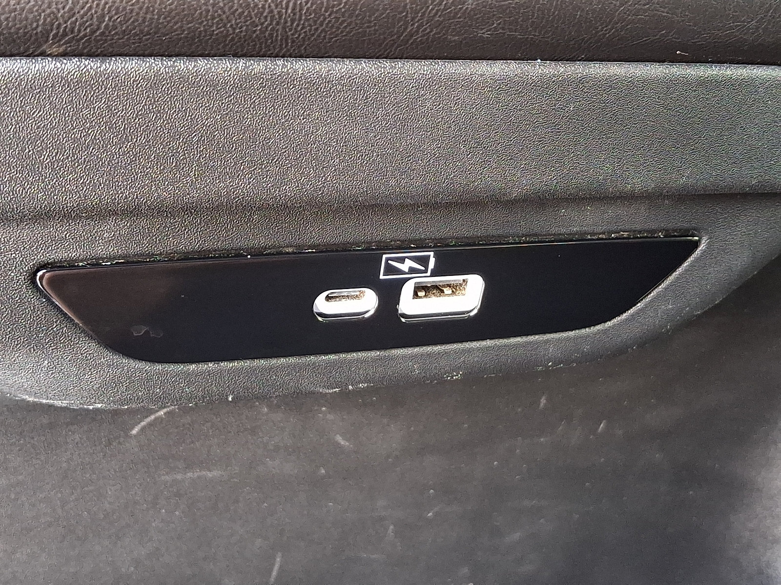 Used 2023 Chrysler Pacifica Touring-L AWD/4WD image 12
