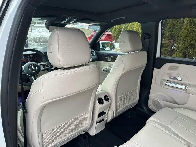 New 2026 Mercedes-Benz GLB 250 4MATIC image 17