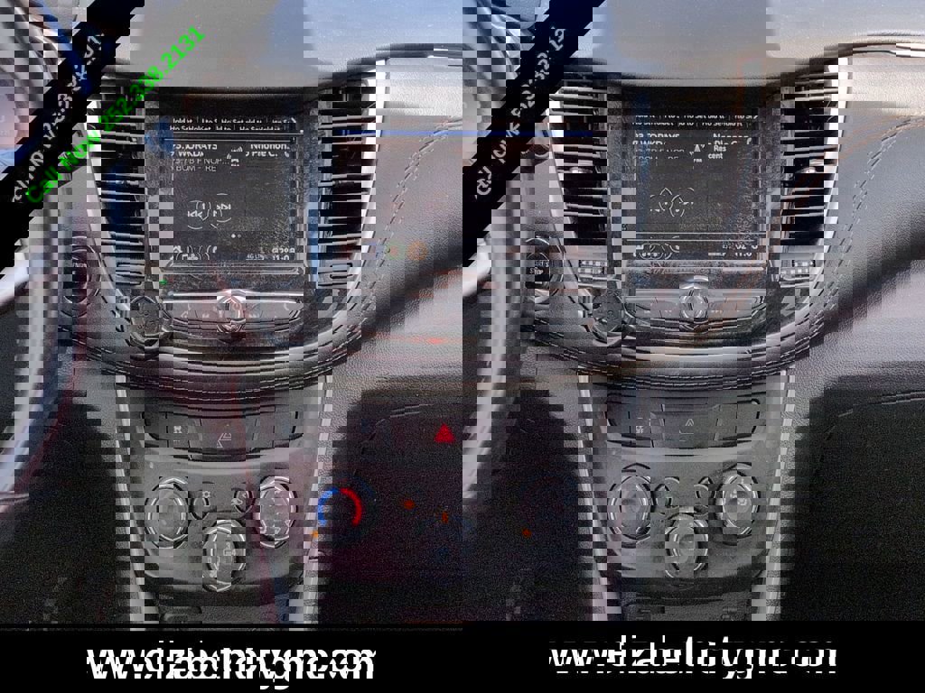 Used 2022 Chevrolet Trax LT w/ Driver Confidence Package image 17