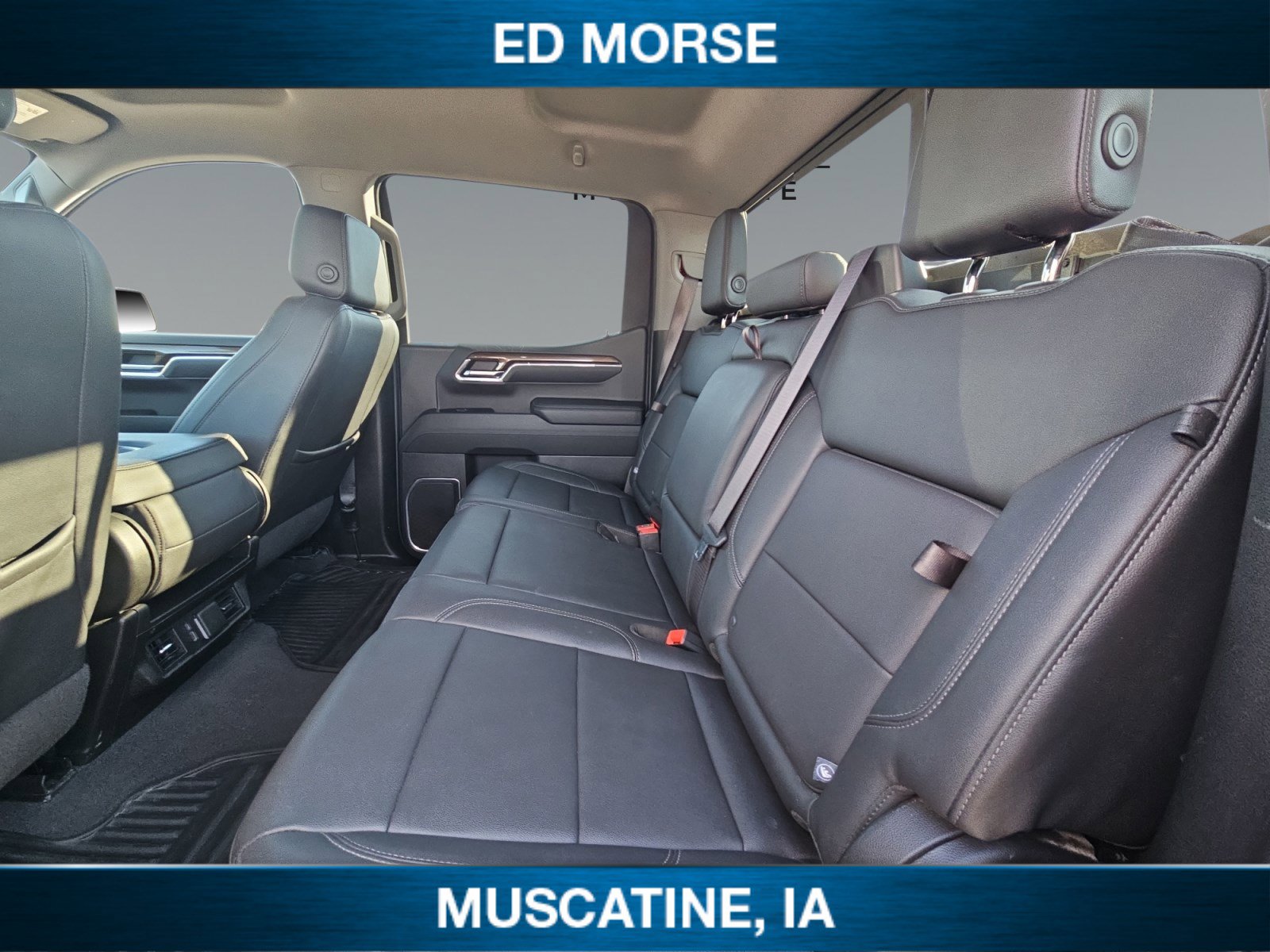 Used 2024 Chevrolet Silverado 1500 LT w/ Leather Package image 17