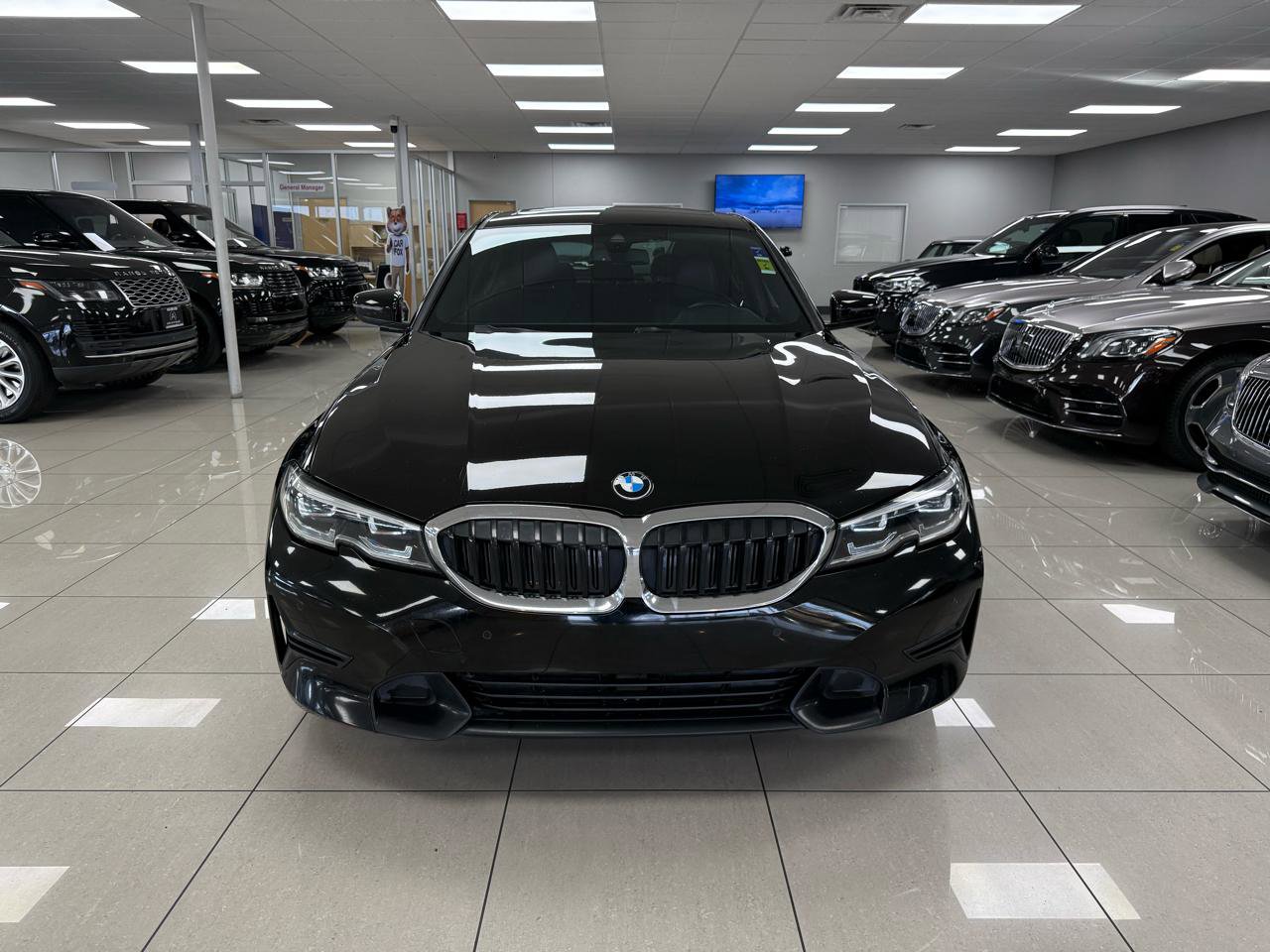 Used 2019 BMW 330i Sedan w/ Convenience Package image 4