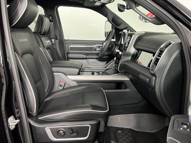 Used 2026 RAM 1500 Laramie w/ Advanced Safety Group II AWD/4WD image 33