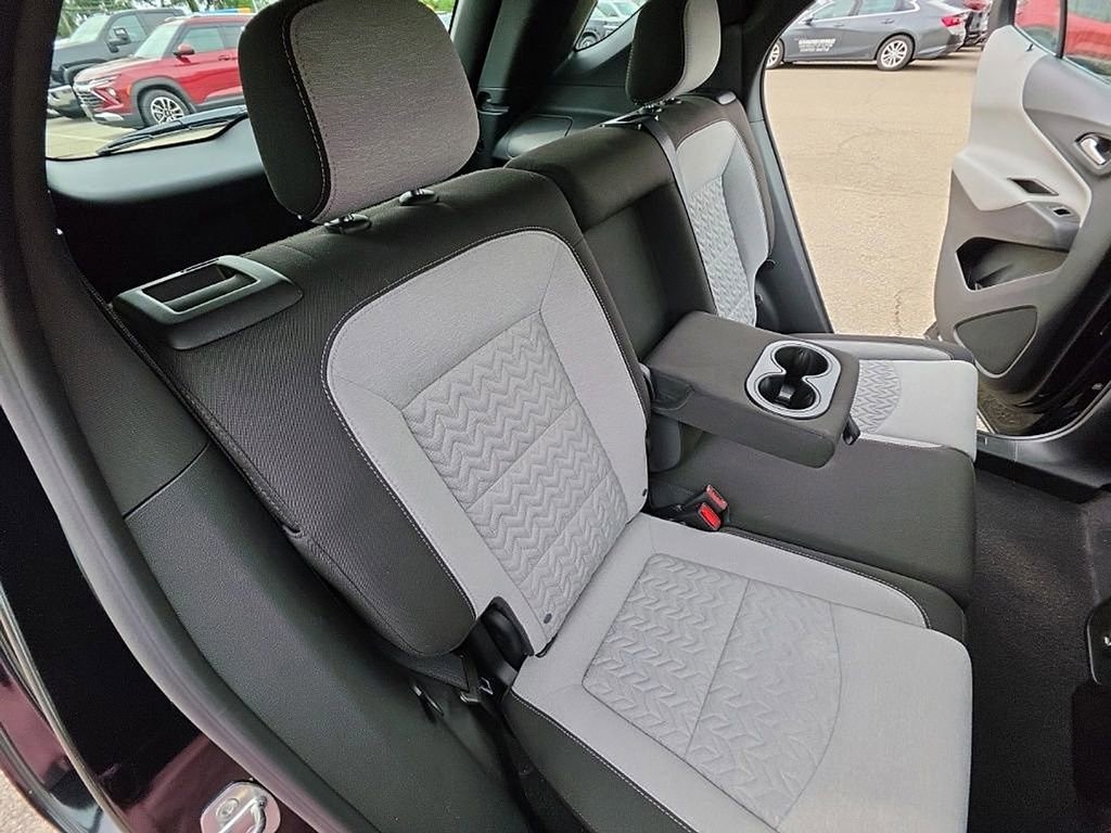 Used 2023 Chevrolet Equinox LS FWD image 26