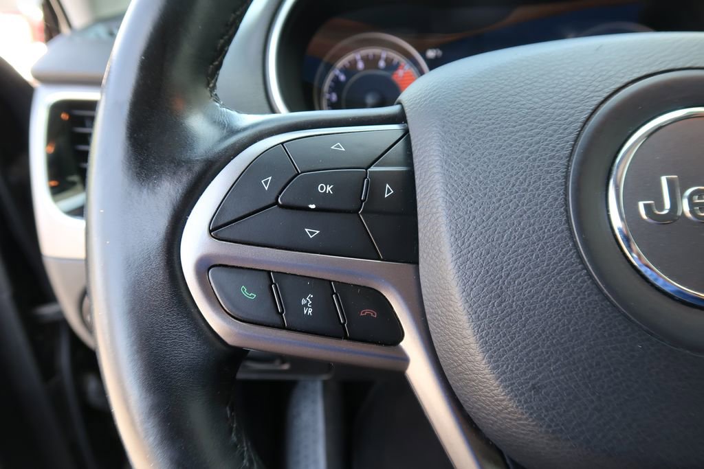 Used 2019 Jeep Cherokee Limited image 17