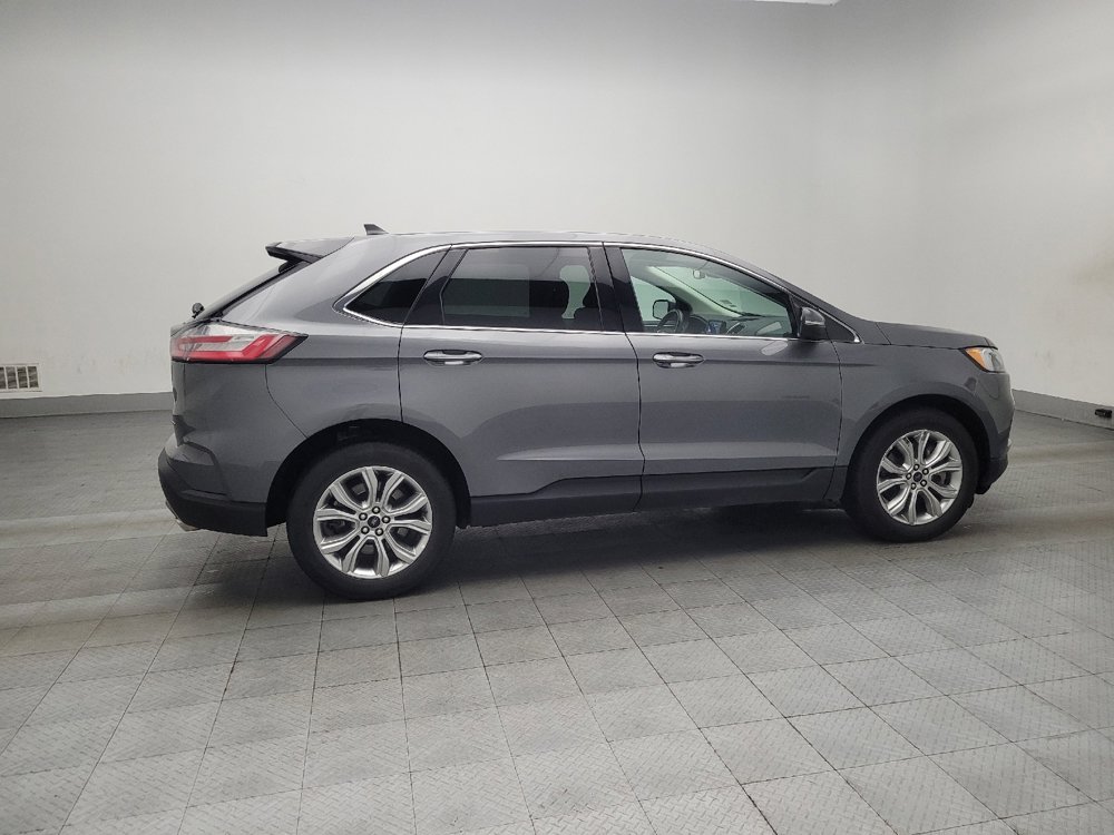 Used 2024 Ford Edge Titanium image 10