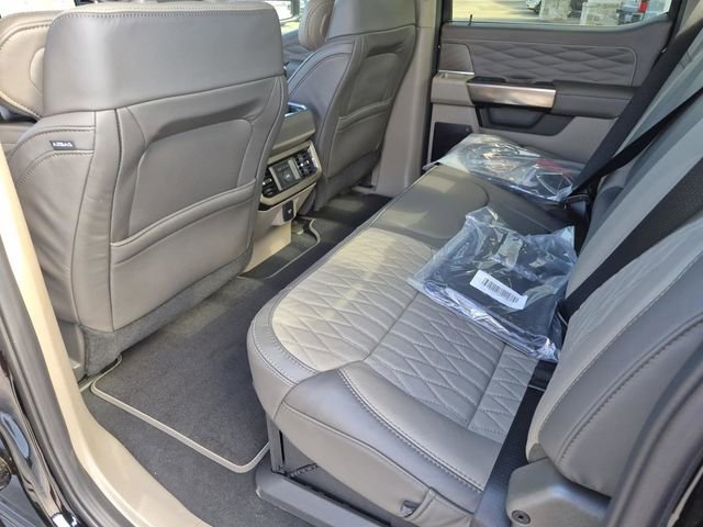New 2026 Ford F350 Platinum w/ Platinum Plus Package image 34