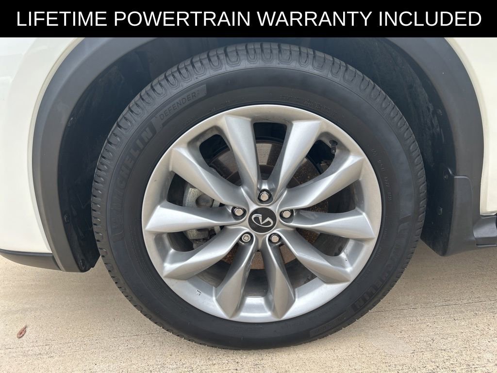 Certified 2021 INFINITI QX50 Essential w/ Convenience Package image 4