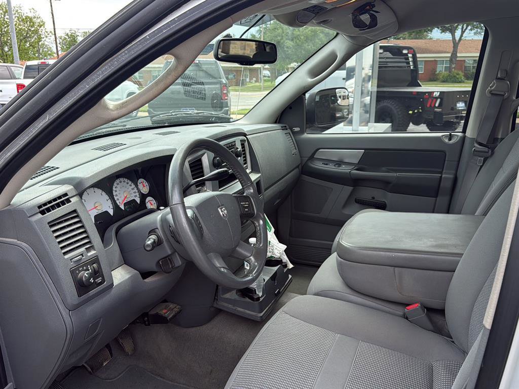 Used 2009 Dodge Ram 2500 Truck SLT w/ Popular Equipment Group RWD image 6