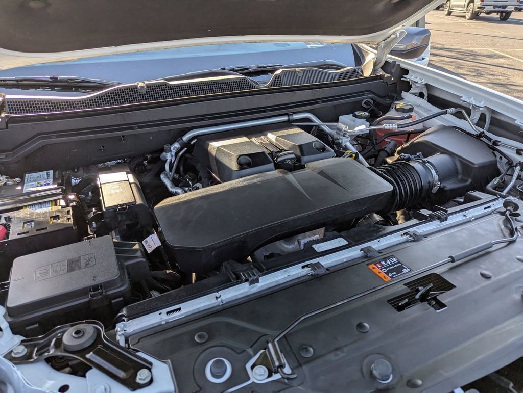 Used 2024 Chevrolet Colorado LT w/ LT Convenience Package III image 27