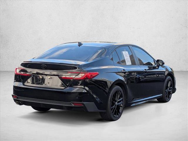 Used 2025 Toyota Camry SE FWD image 5
