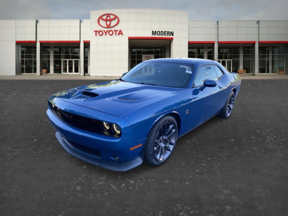 Used 2022 Dodge Challenger R/T Scat Pack RWD image 1