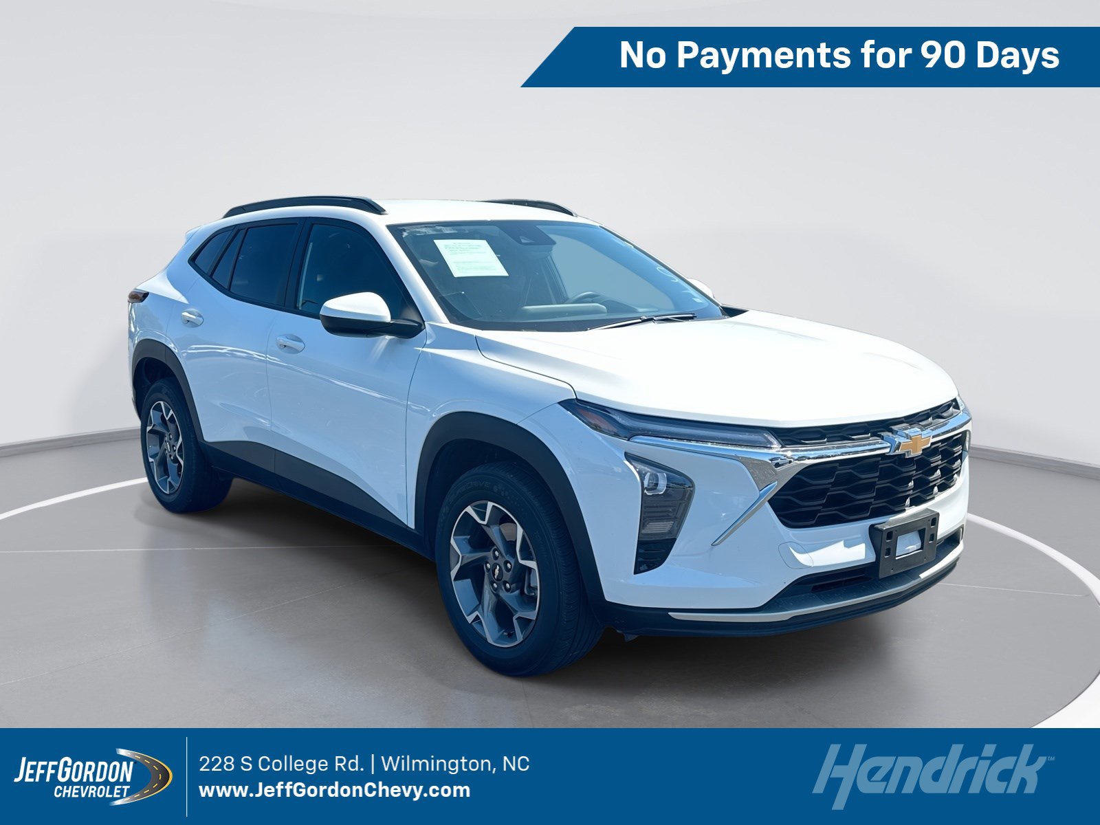 Used 2025 Chevrolet Trax LT