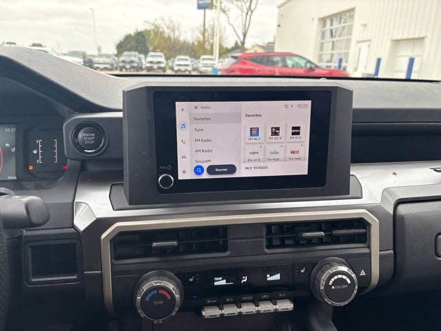 Used 2025 Toyota Tacoma SR5 AWD/4WD image 14