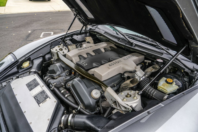 Used 2002 Aston Martin Vanquish RWD image 17