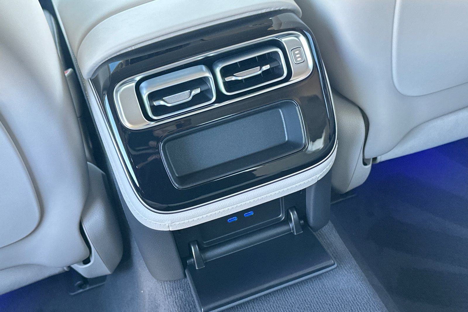 New 2026 Mercedes-Benz S 500 4MATIC image 23