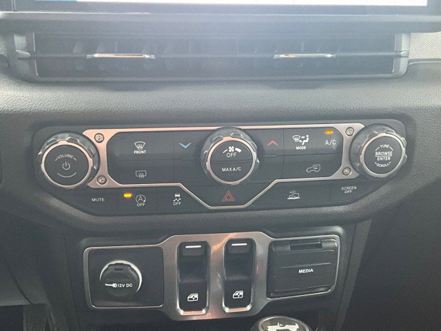 Used 2024 Jeep Wrangler Sport S image 22