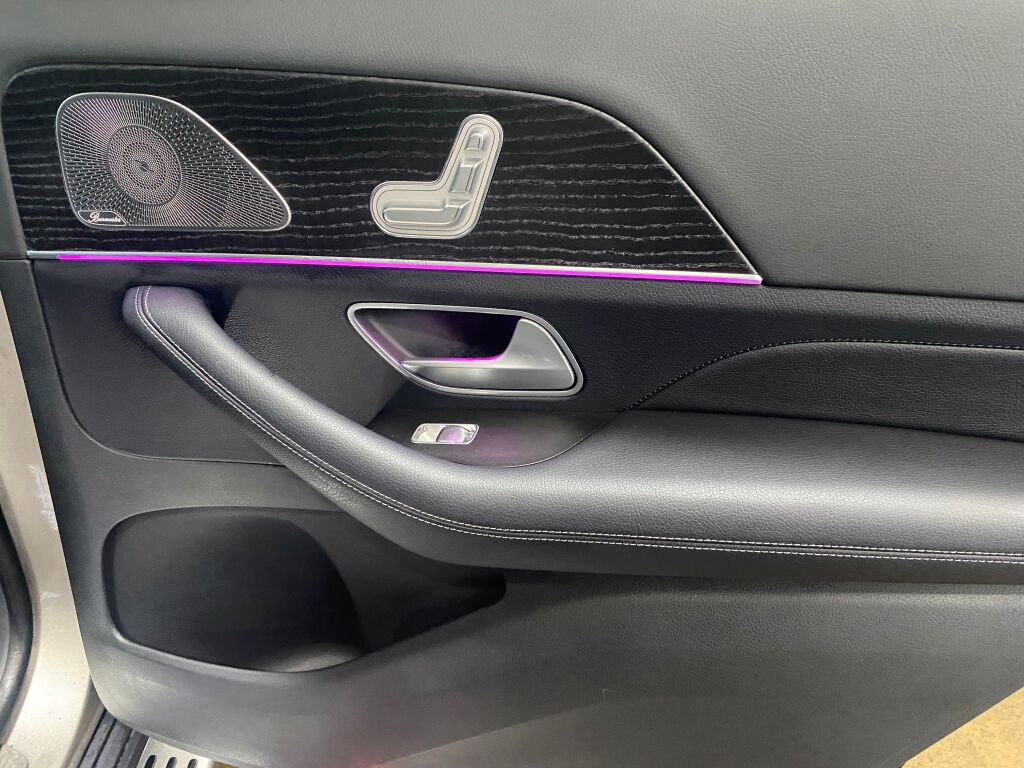 Certified 2023 Mercedes-Benz GLS 450 4MATIC image 22