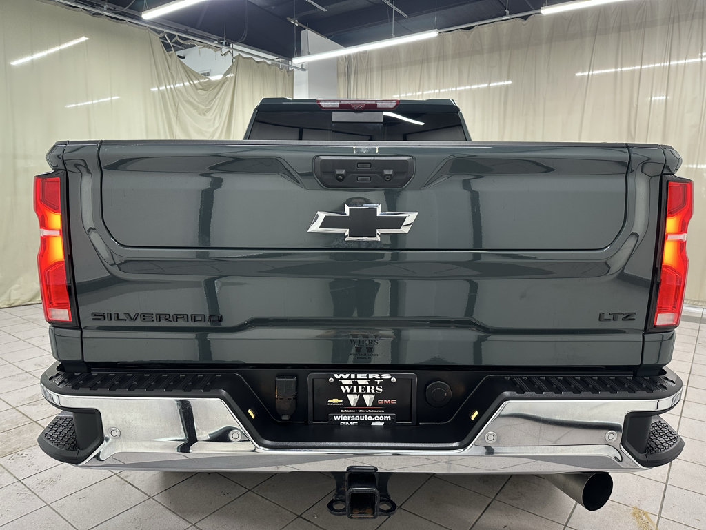 Certified 2025 Chevrolet Silverado 2500 LTZ w/ LTZ Convenience Package AWD/4WD image 6