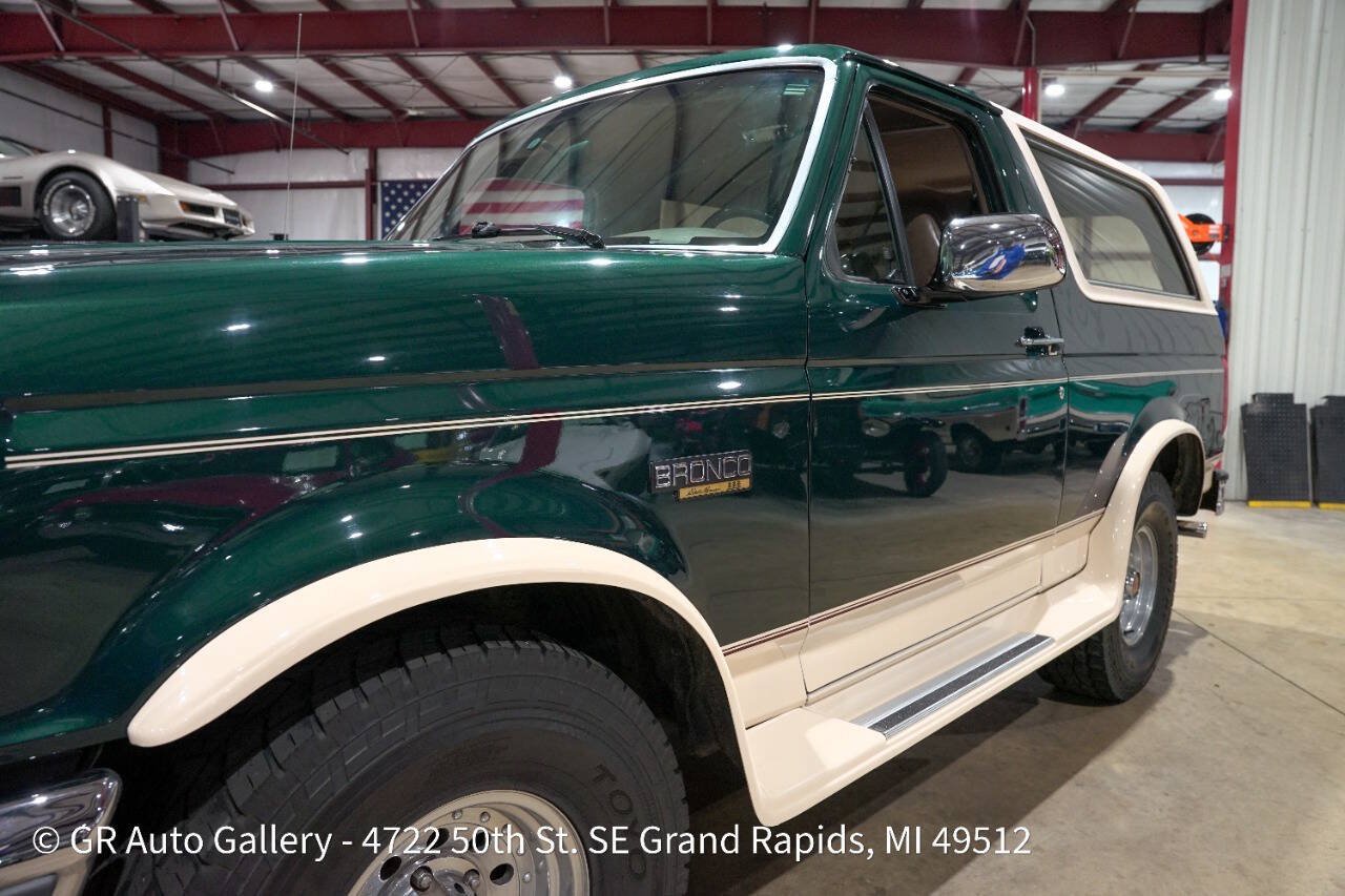 Used 1992 Ford Bronco Eddie Bauer AWD/4WD image 40