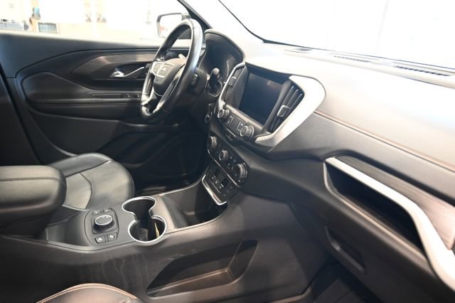 Used 2020 GMC Terrain SLT w/ Elevation Edition FWD image 13