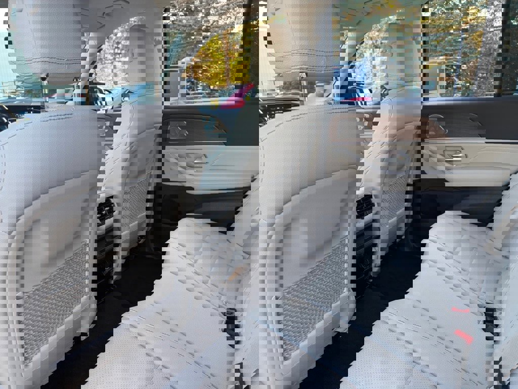 Used 2022 Mercedes-Benz GLE 350 4MATIC w/ Premium Package image 27