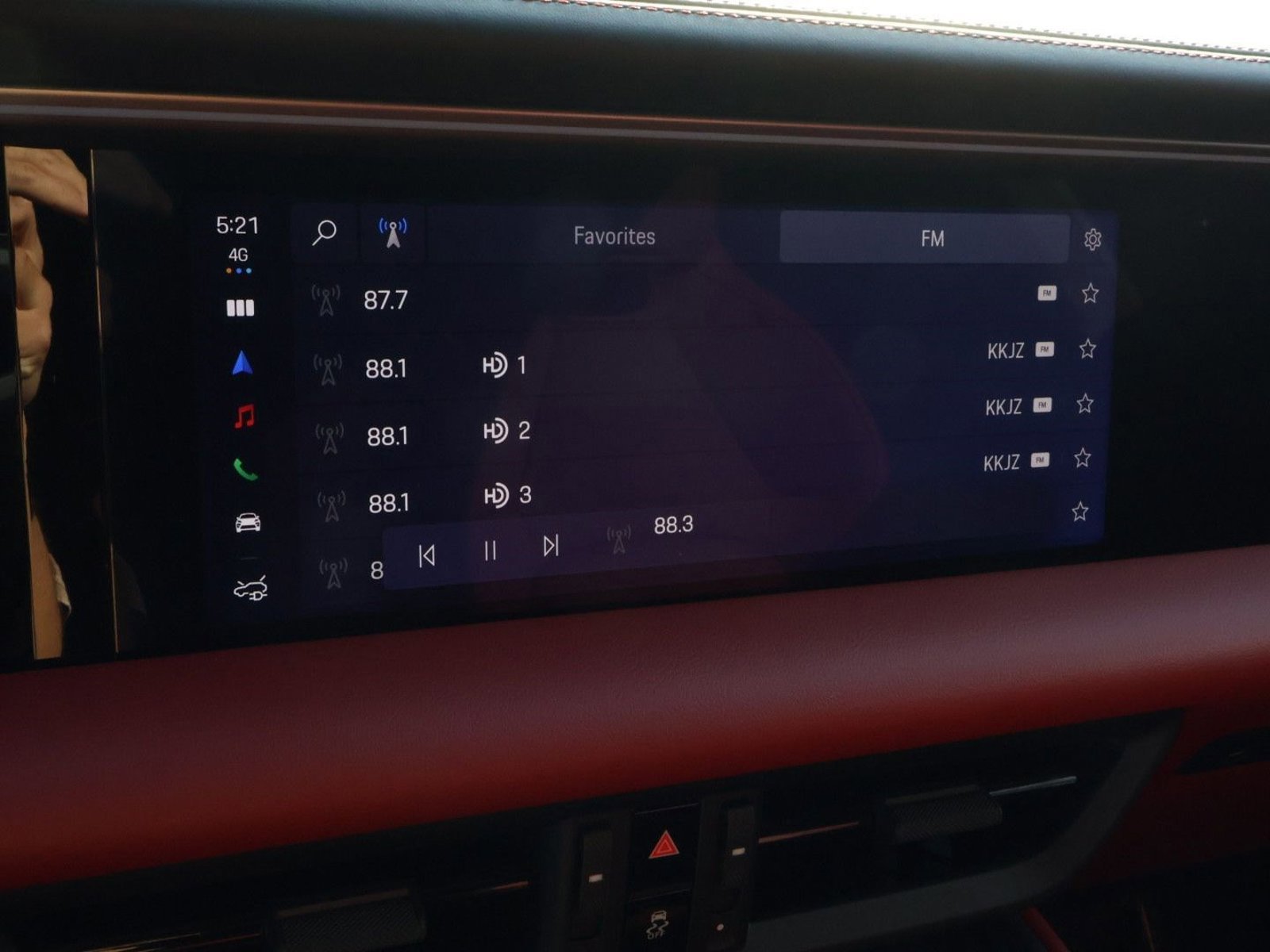 New 2026 Porsche Macan 4 Electric AWD/4WD image 16