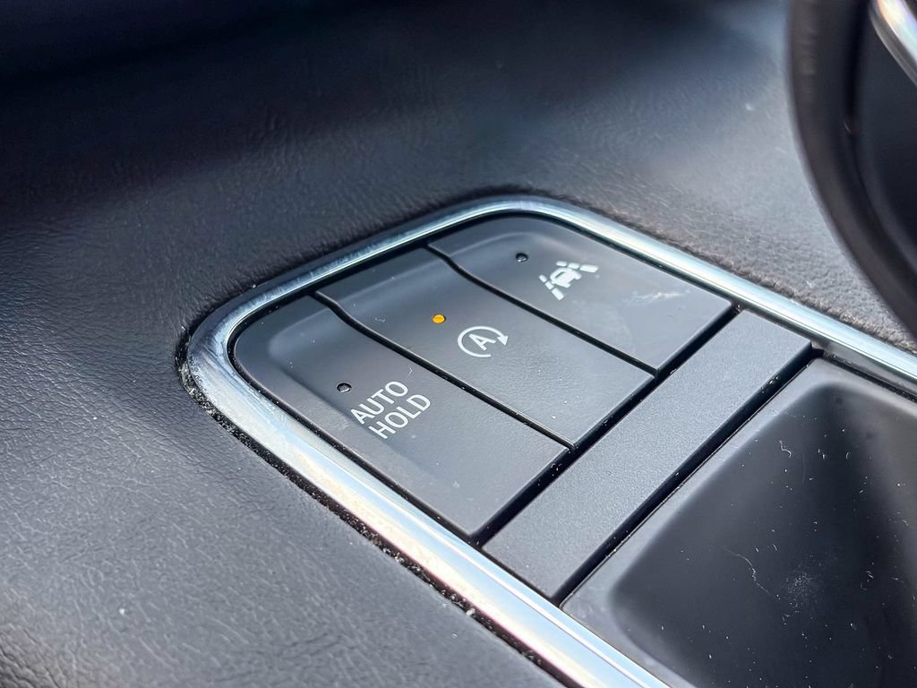 Used 2022 Cadillac Escalade Premium Luxury AWD/4WD image 26