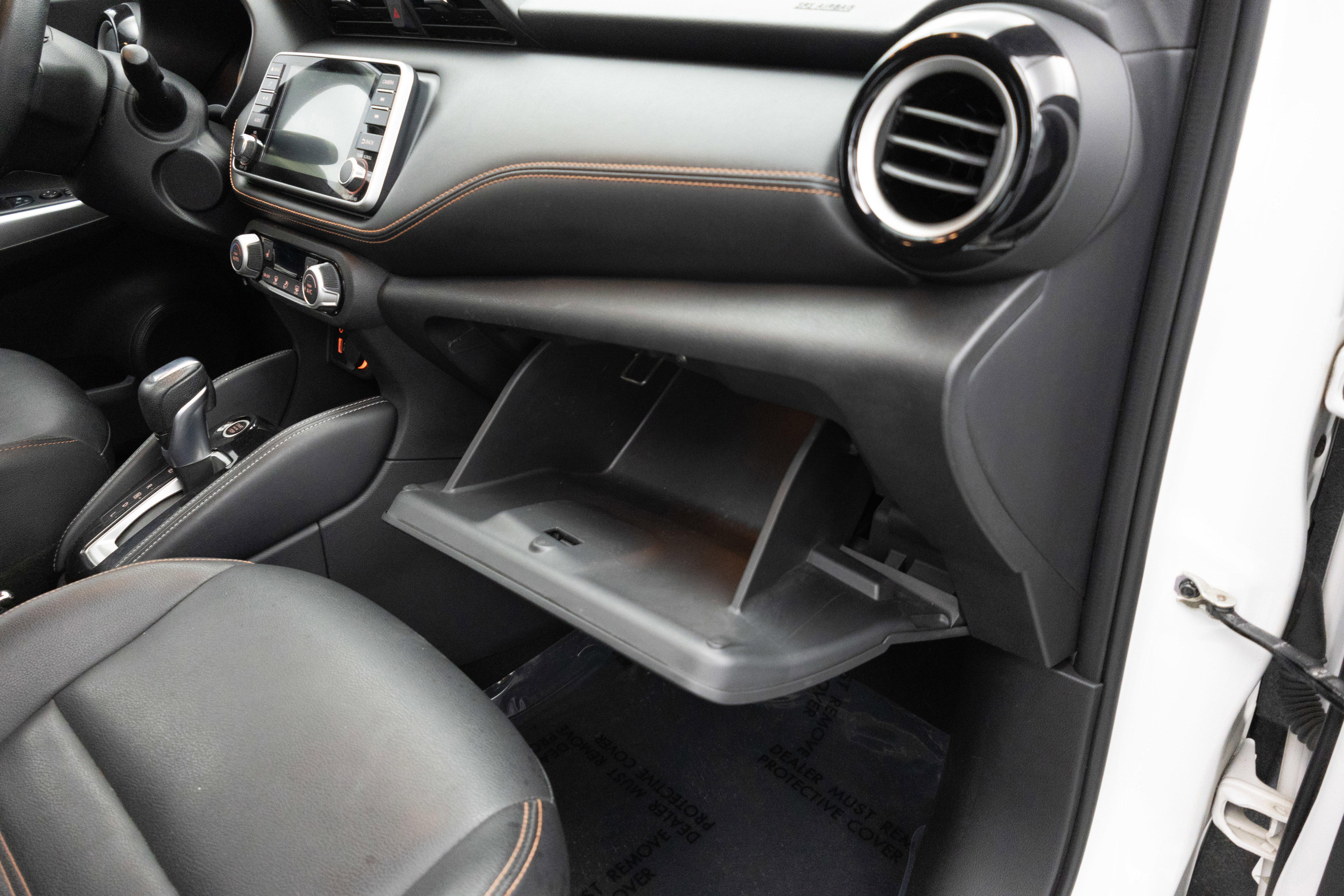 Used 2020 Nissan Kicks SR w/ SR Premium Package image 26