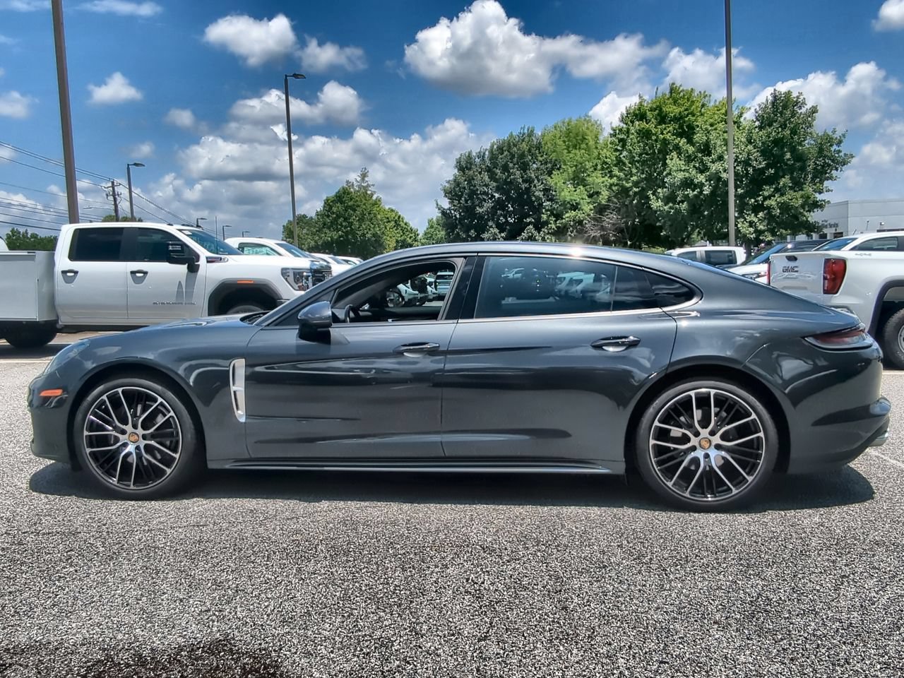 Used 2023 Porsche Panamera 4 Executive AWD/4WD image 5