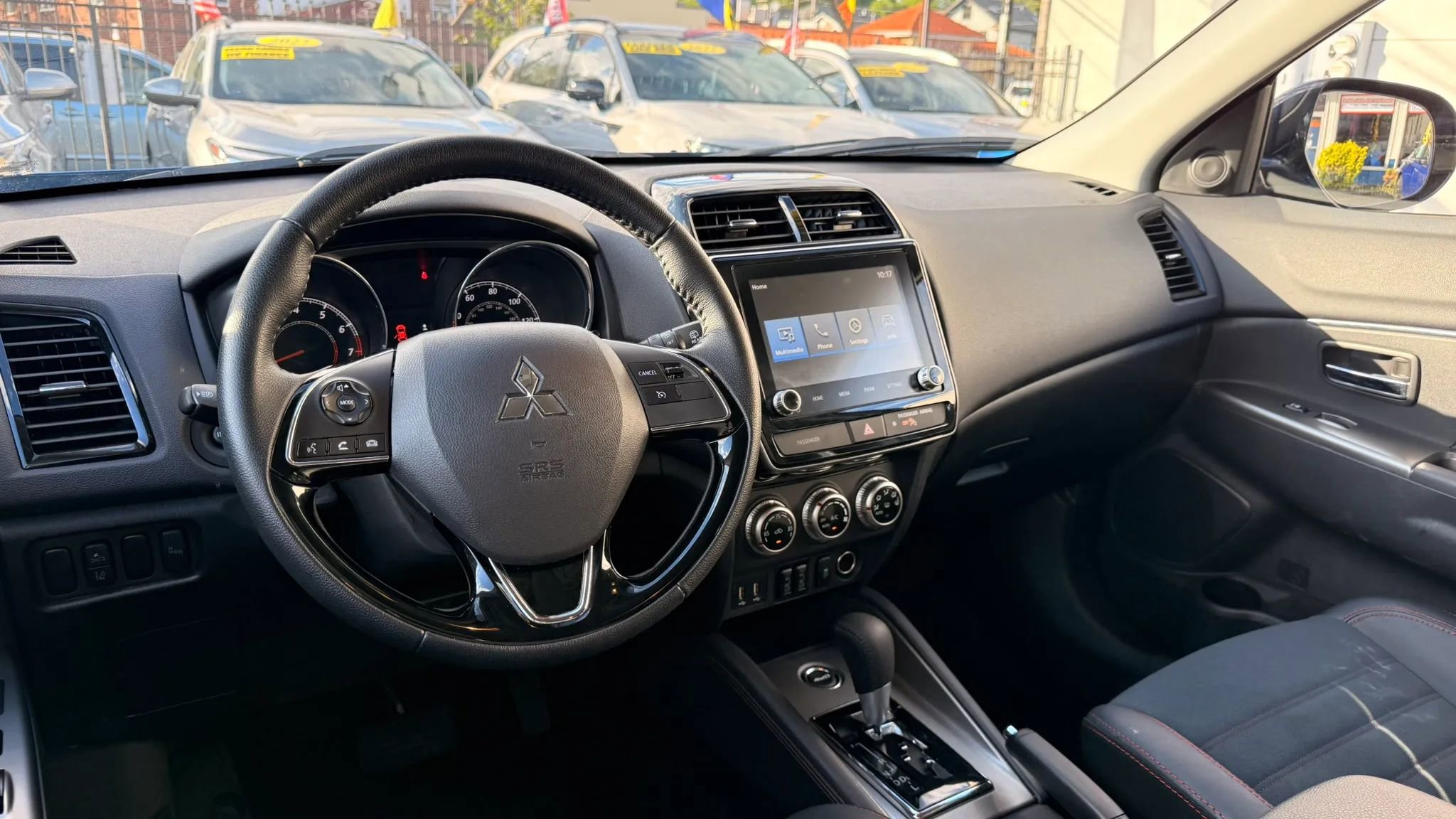 Used 2025 Mitsubishi Outlander Sport SE AWD/4WD image 16