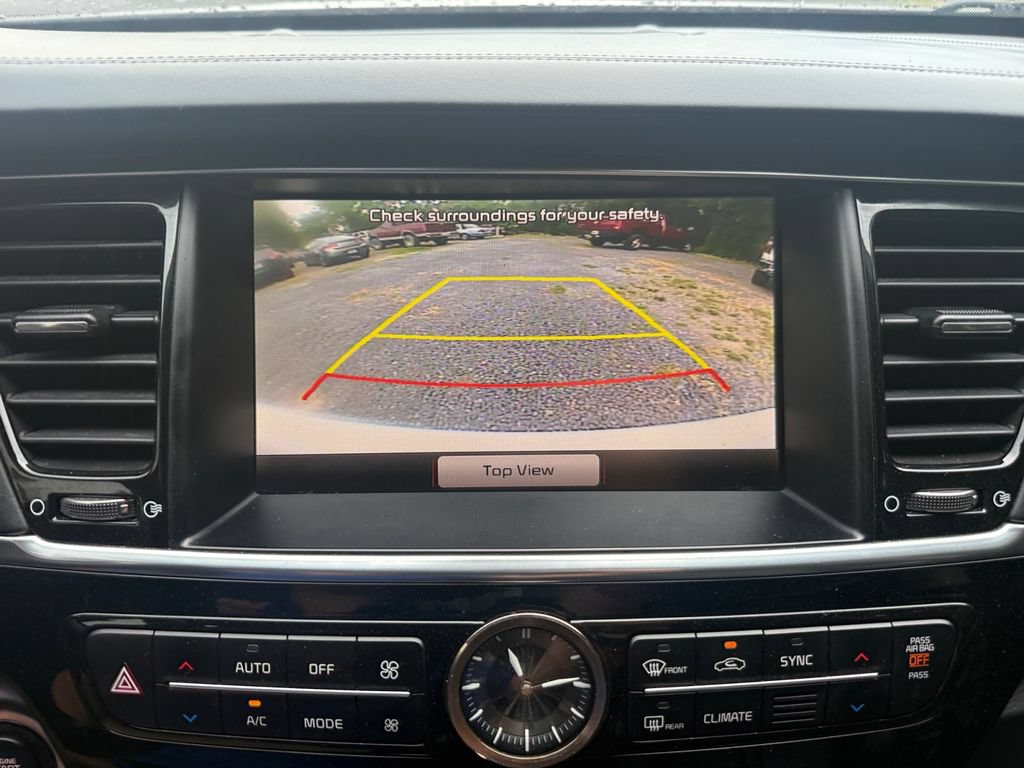 Used 2015 Kia K900 Luxury RWD image 32