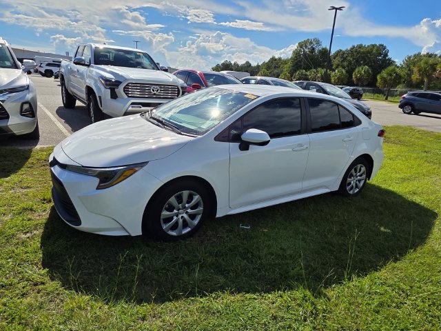 Used 2023 Toyota Corolla LE FWD image 14