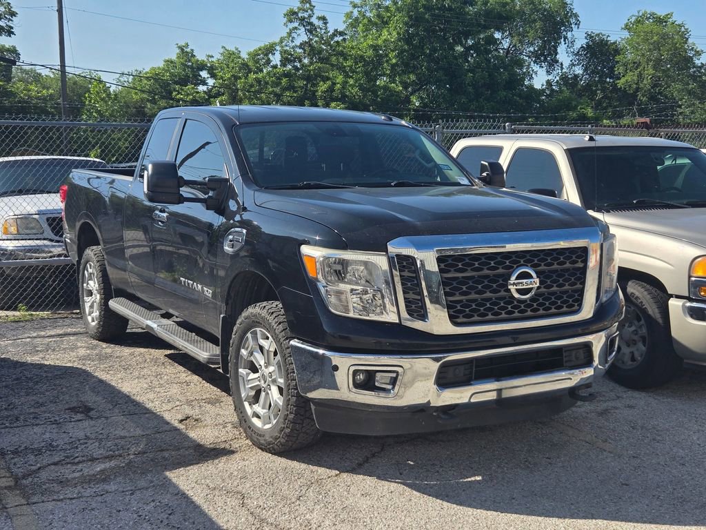 Used 2017 Nissan Titan SV AWD/4WD image 1