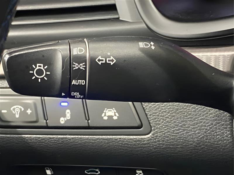 Used 2018 Hyundai Sonata Limited image 23