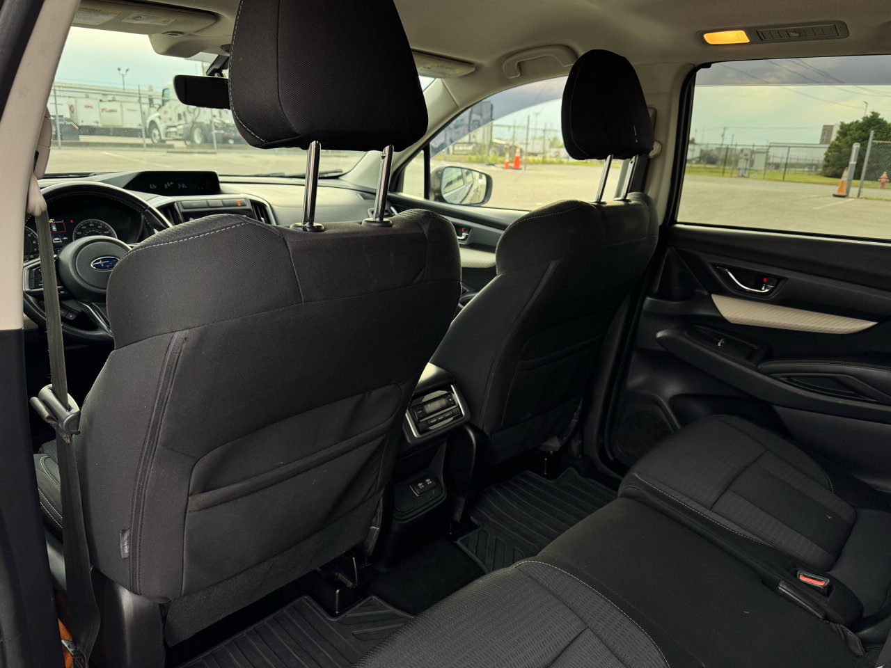 Used 2019 Subaru Ascent Premium w/ Popular Package #3 image 17