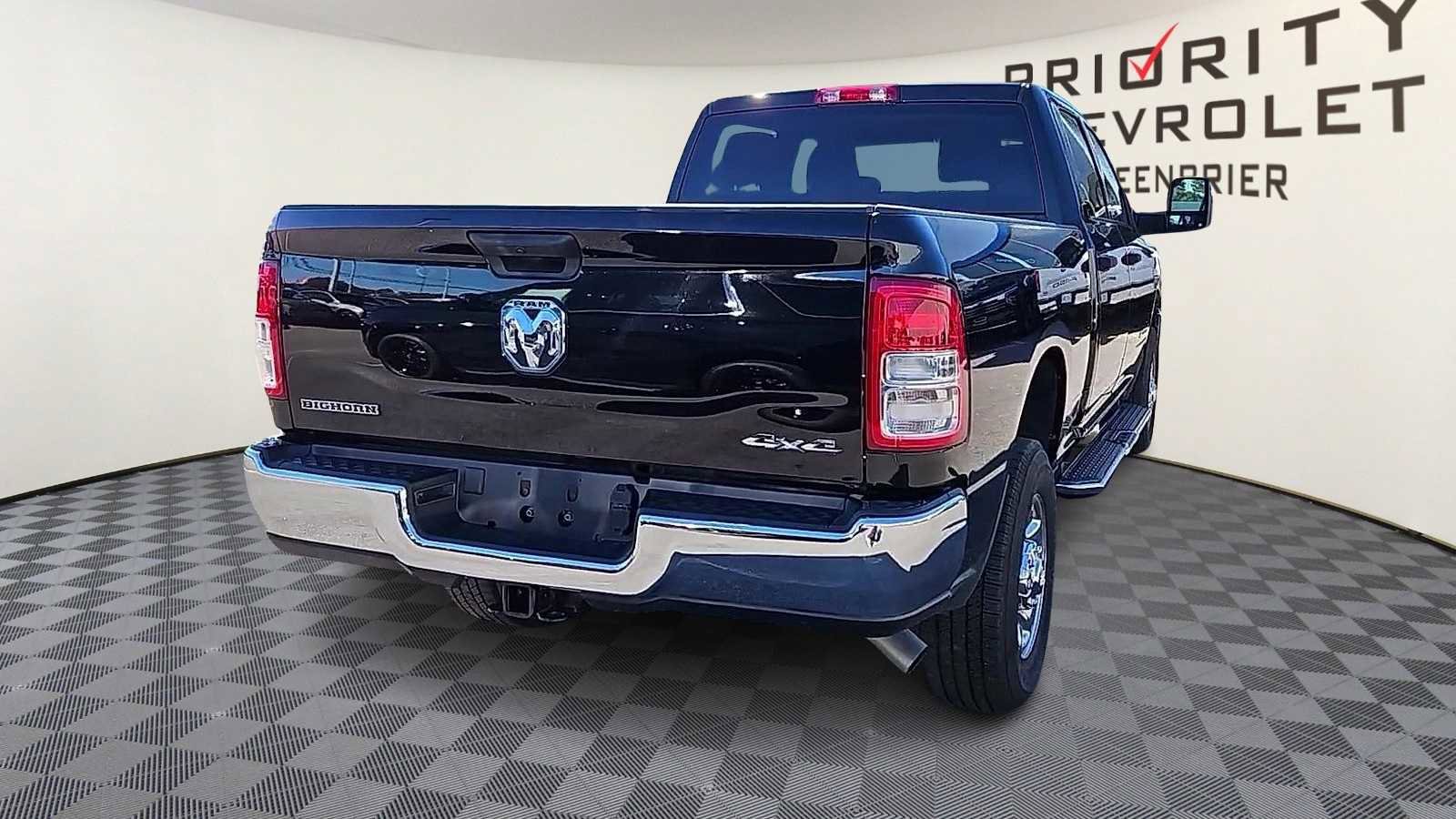 Used 2024 RAM 2500 Big Horn w/ Bed Utility Group image 8