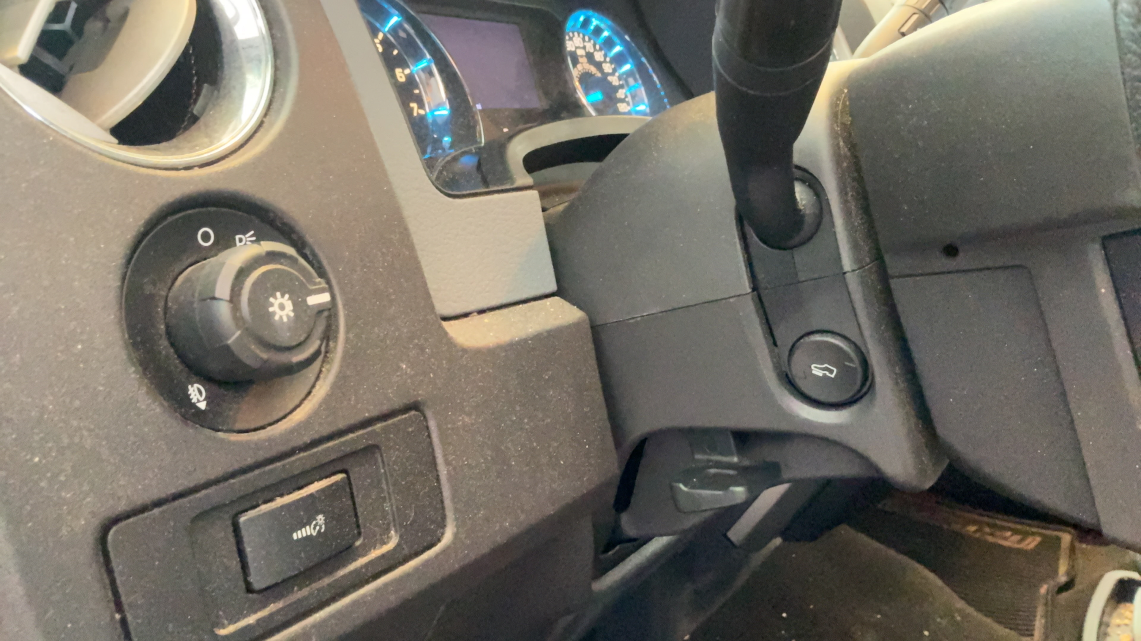 Used 2013 Ford F150 XLT w/ XLT Chrome Pkg RWD image 19