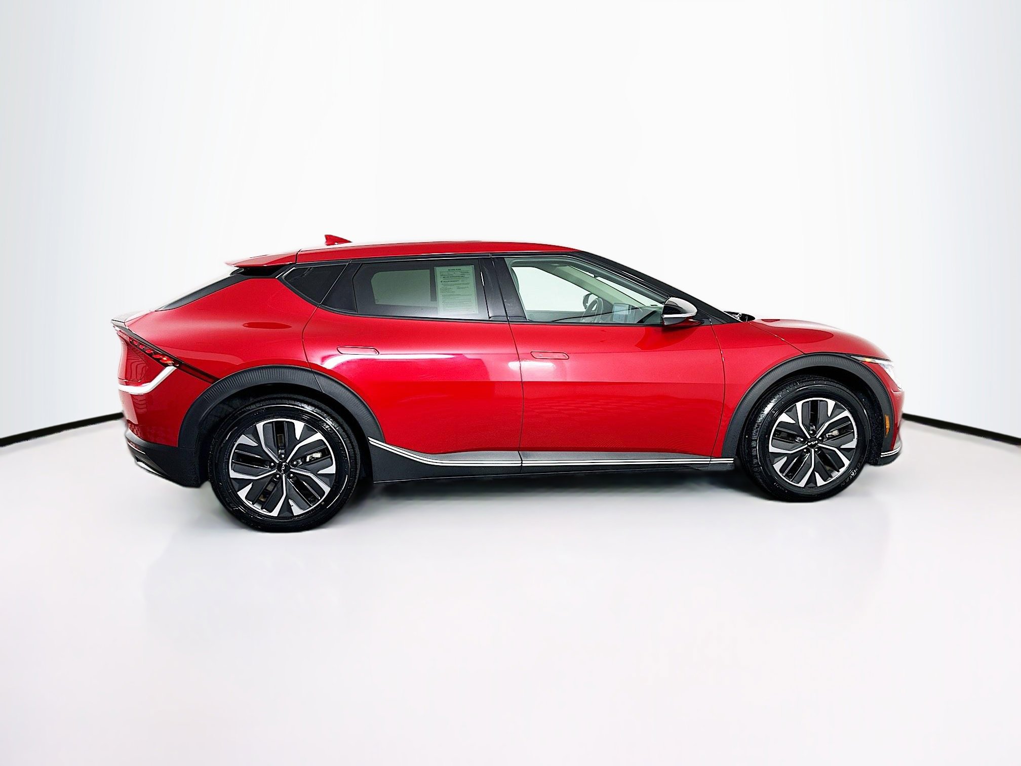 Used 2024 Kia EV6 Light image 10