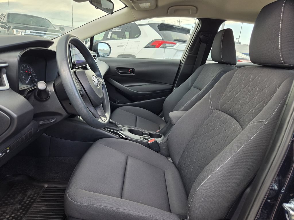 Used 2023 Toyota Corolla LE w/ LE Convenience Package FWD image 27