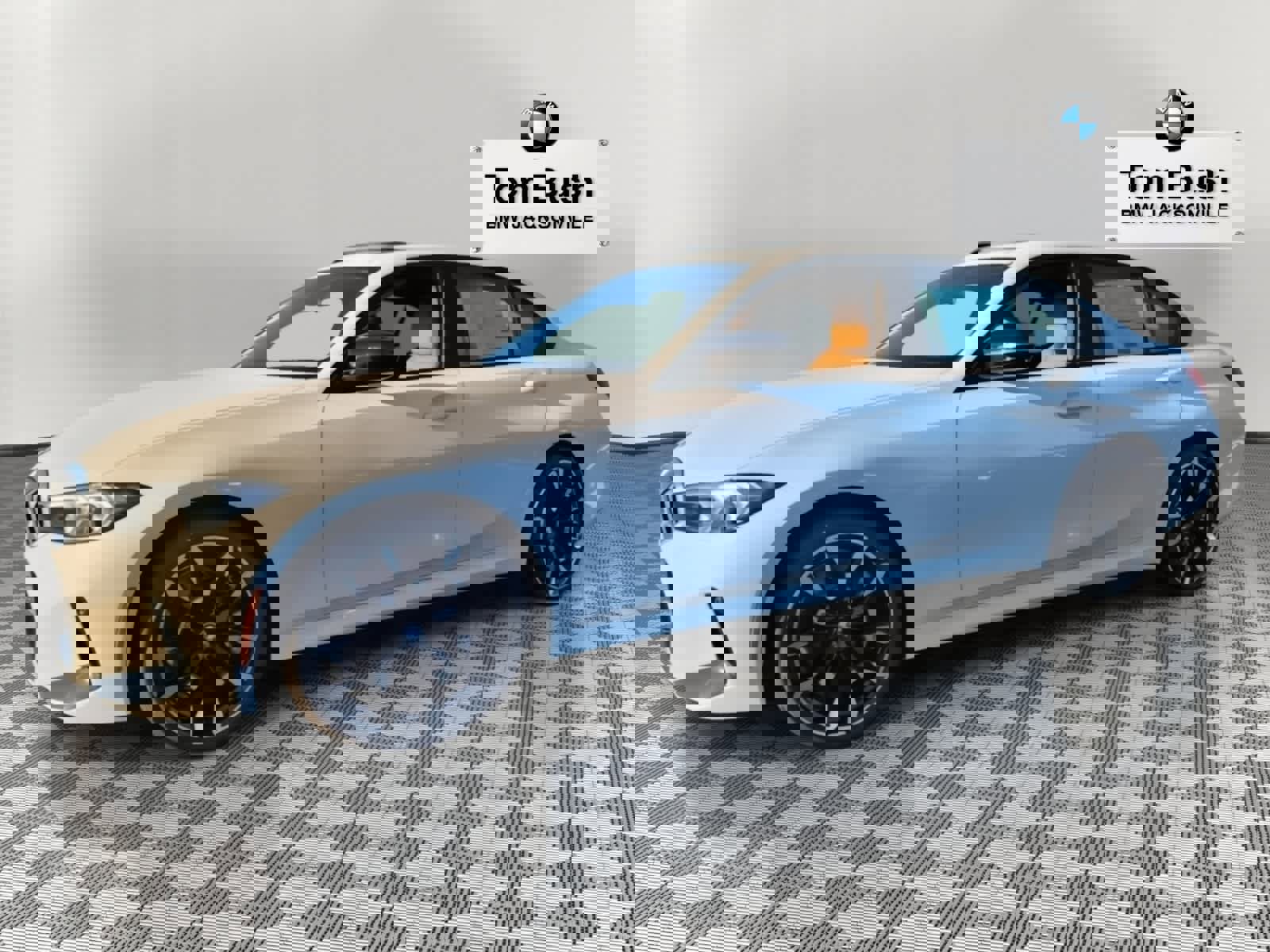 New 2025 BMW 330i 330i w/ M Sport Package image 2