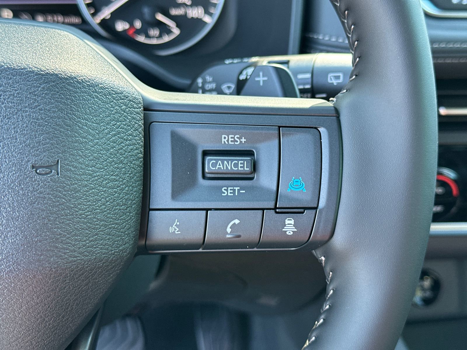 New 2026 Nissan Rogue SV FWD image 27