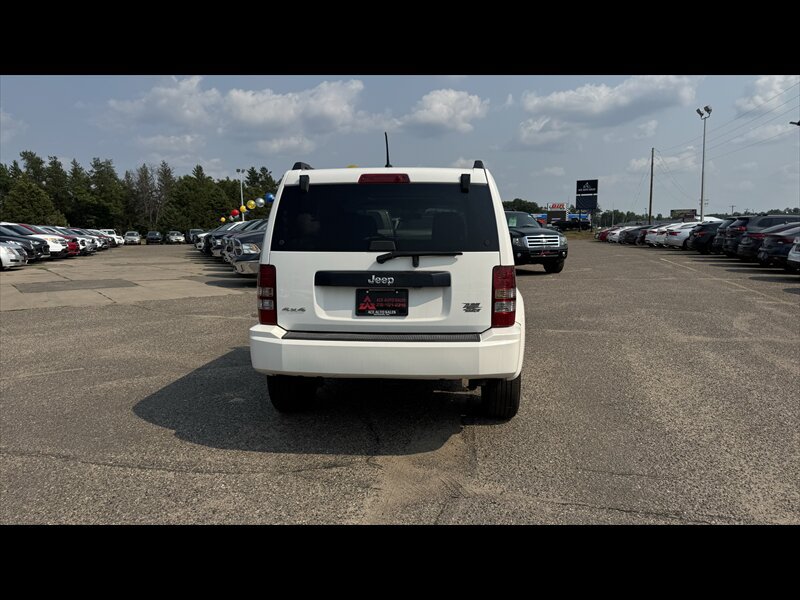 Used 2010 Jeep Liberty Sport w/ Popular Equipment Group AWD/4WD image 6