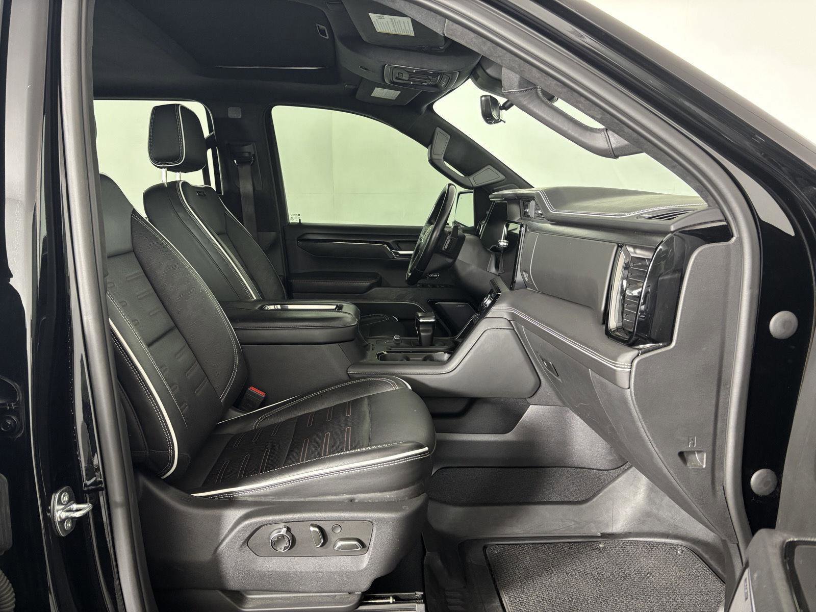 Used 2022 GMC Sierra 1500 AT4X image 23