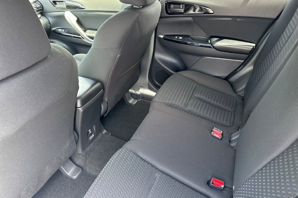 New 2026 Mitsubishi Eclipse Cross LE AWD/4WD image 14