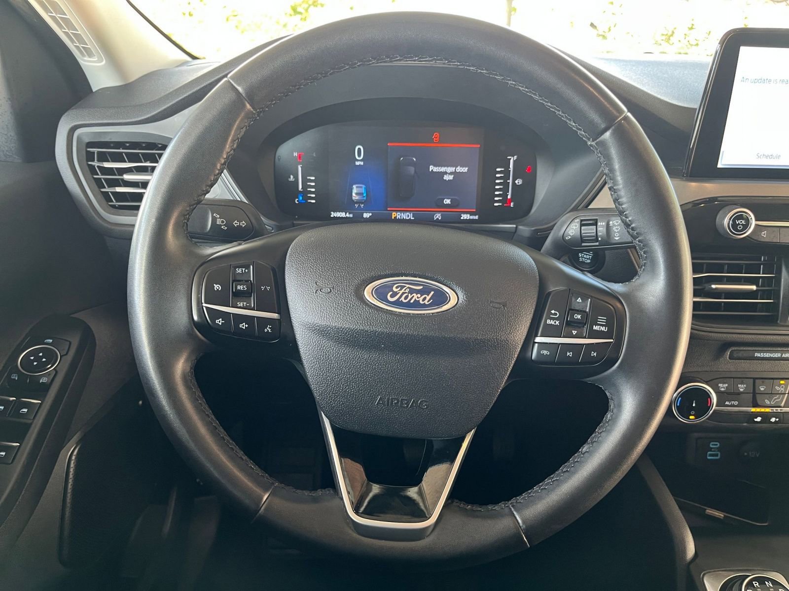 Used 2023 Ford Escape Active image 28