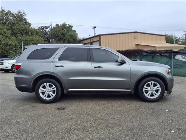 Used 2011 Dodge Durango Crew w/ Trailer Tow Group IV image 3